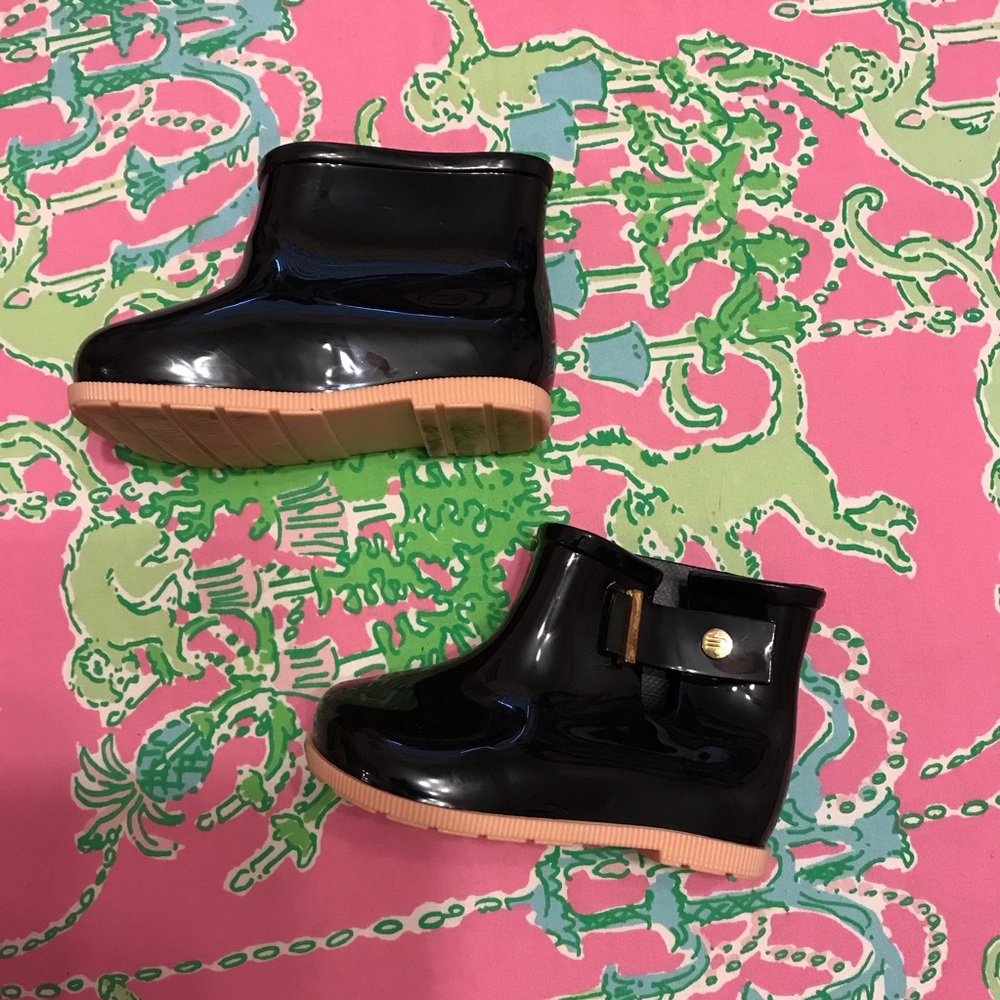 Mini Sed baby black & pink boots size 7
